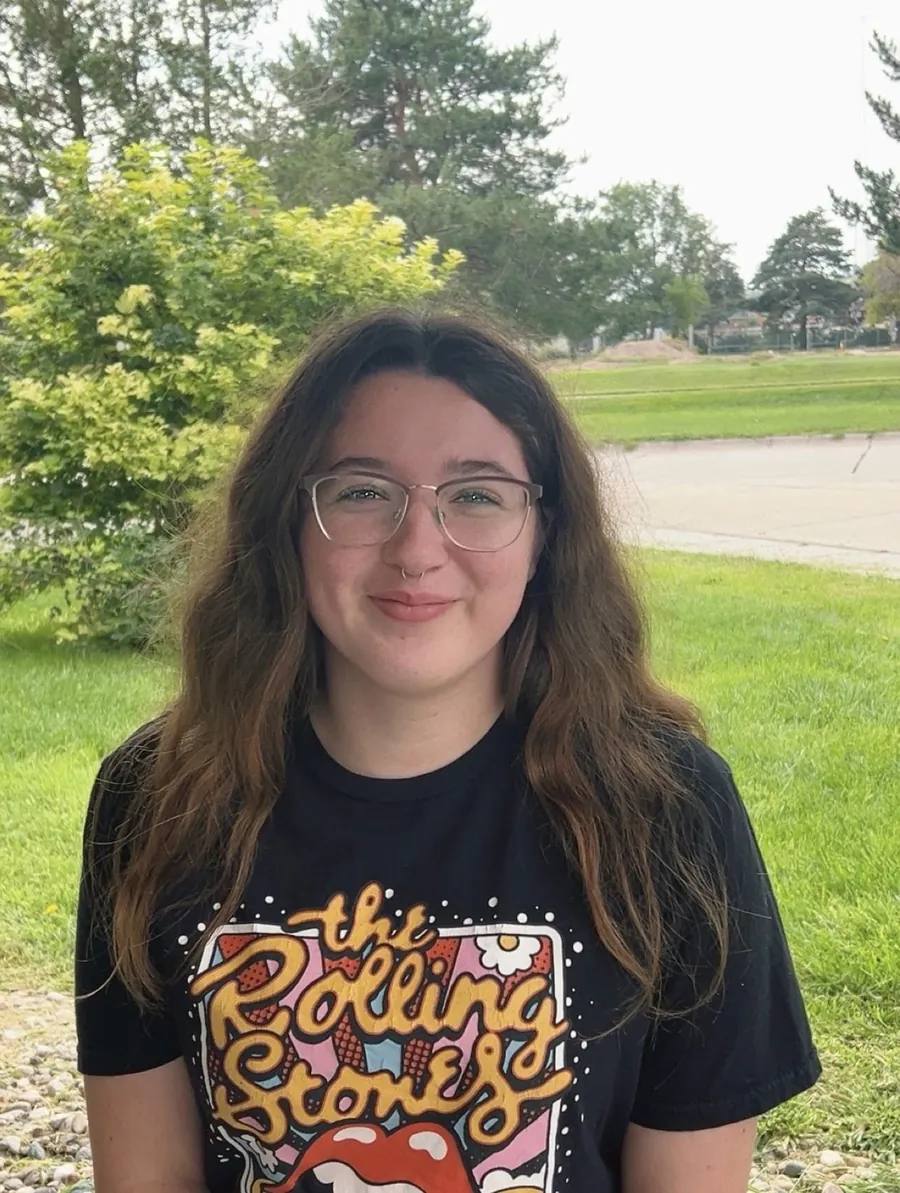 Siarah Gonzalez, Kids Korner team member